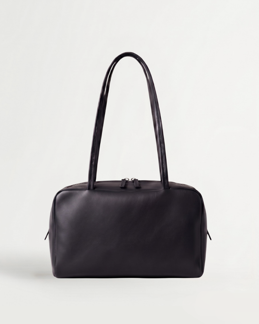 Adèle Bowling Bag in black, lambskin