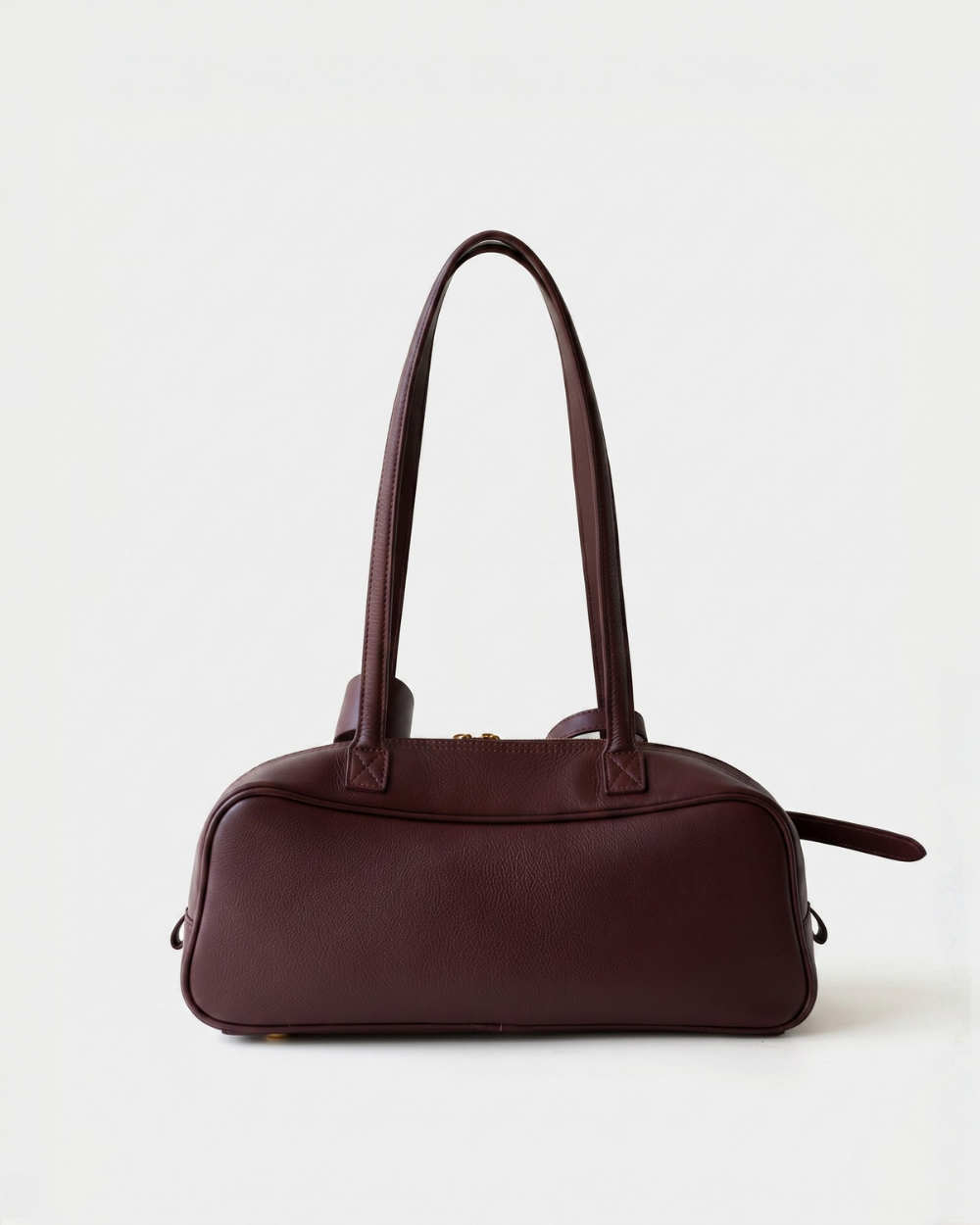 Amélie Bowling Bag in wine red, back view