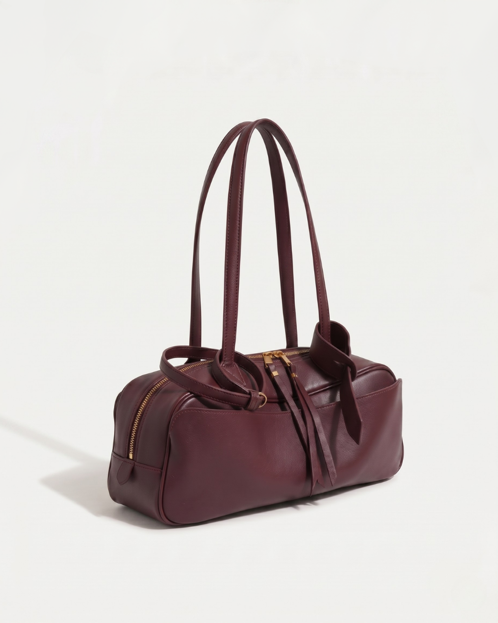 Amélie Bowling Bag in wine red, side profile